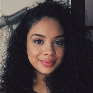 Meet your Posher, Keyla